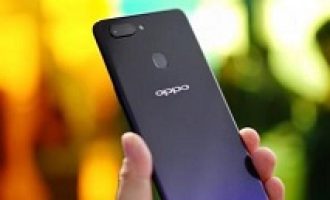 手把手为你讲解oppor15中提高麦克风音量的基本操作方法。
